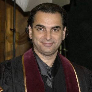 Daniel Langlois, (LL. D. 2004)