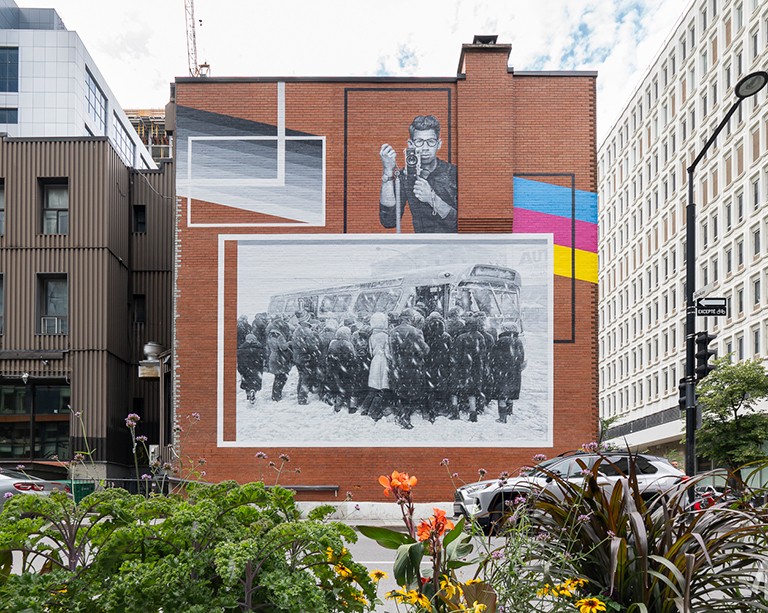 Une nouvelle murale surplombant le campus Sir-George-Williams célèbre l’œuvre et la carrière de Gabor Szilasi