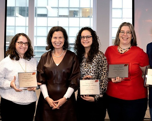 Les Prix de la doyenne de John-Molson récompensent l’excellence dans les domaines de l’enseignement, de la recherche et des services pédagogiques tout en soulignant l’apport du personnel